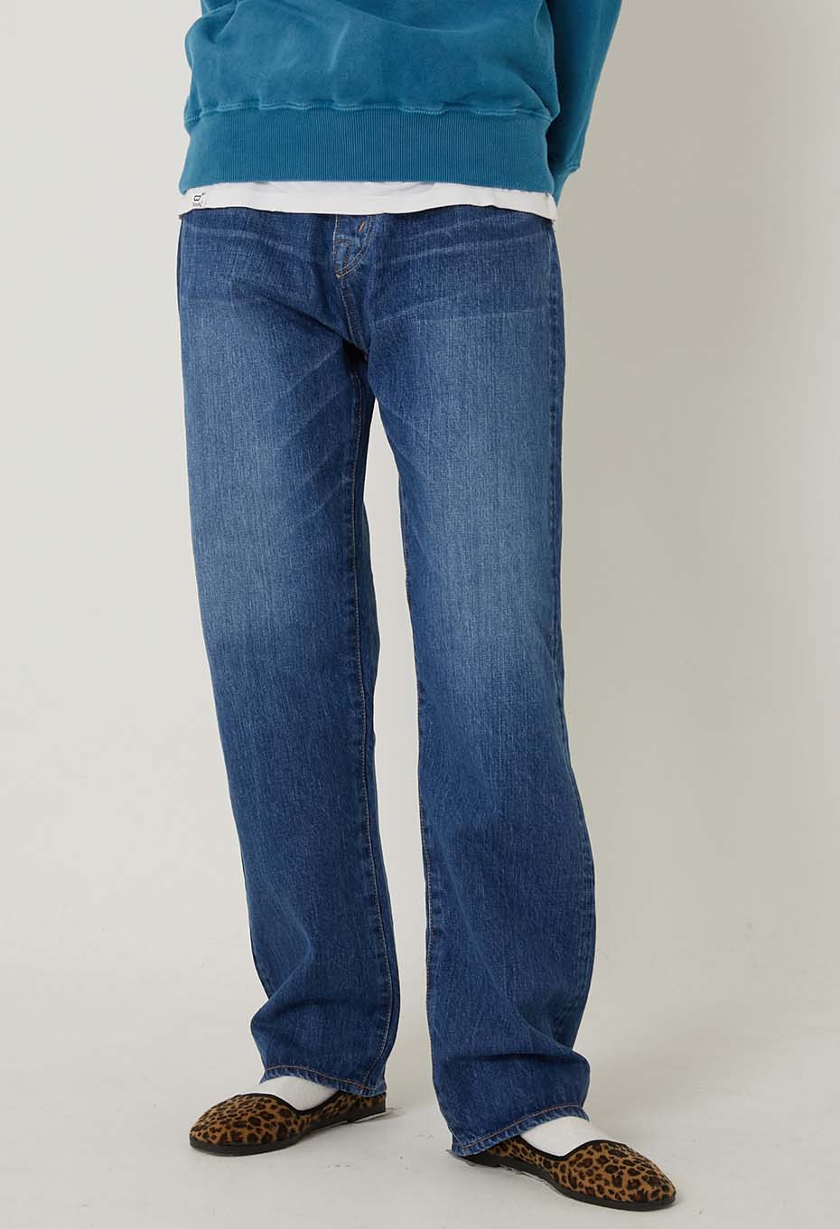PP05 Supima Selvage Denim Distressed Tapered Jeans Women's - BLUE