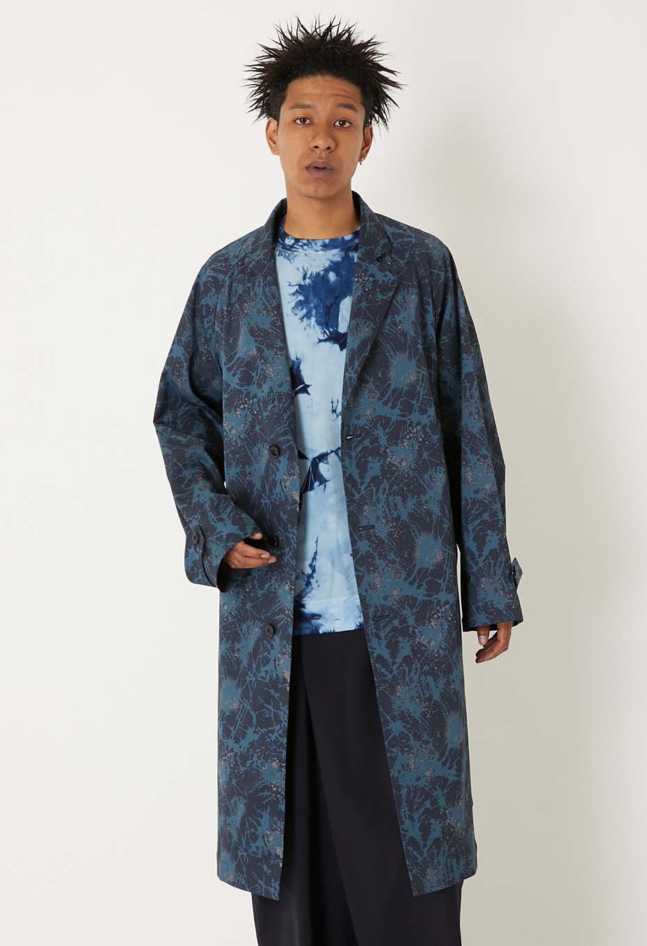 ショウカテンシャガラスプリント チェスターコート - NAVY