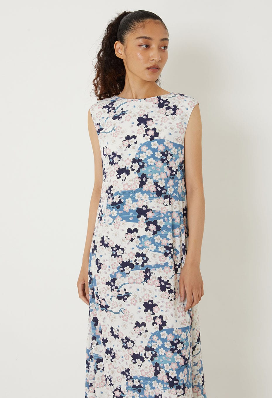 Sakura Nagare Sleeveless One Piece - WHITE