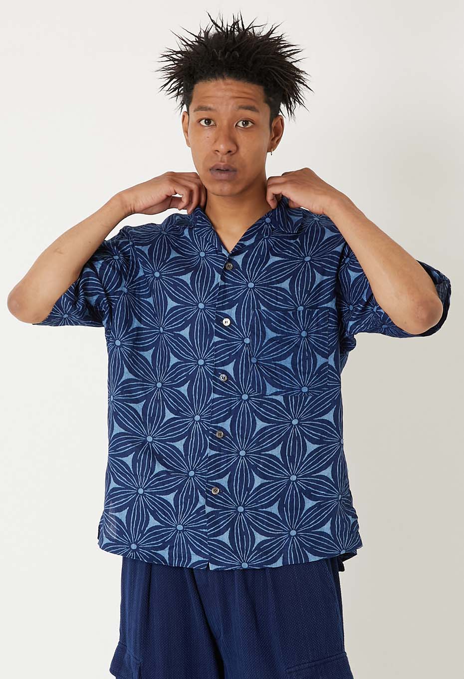 インディゴリネン サクラバッセン ショートスリーブシャツ - INDIGO