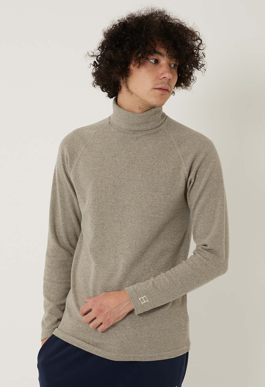 ストレッチフライス タートルネック ロングスリーブ Tシャツ - OATMEAL