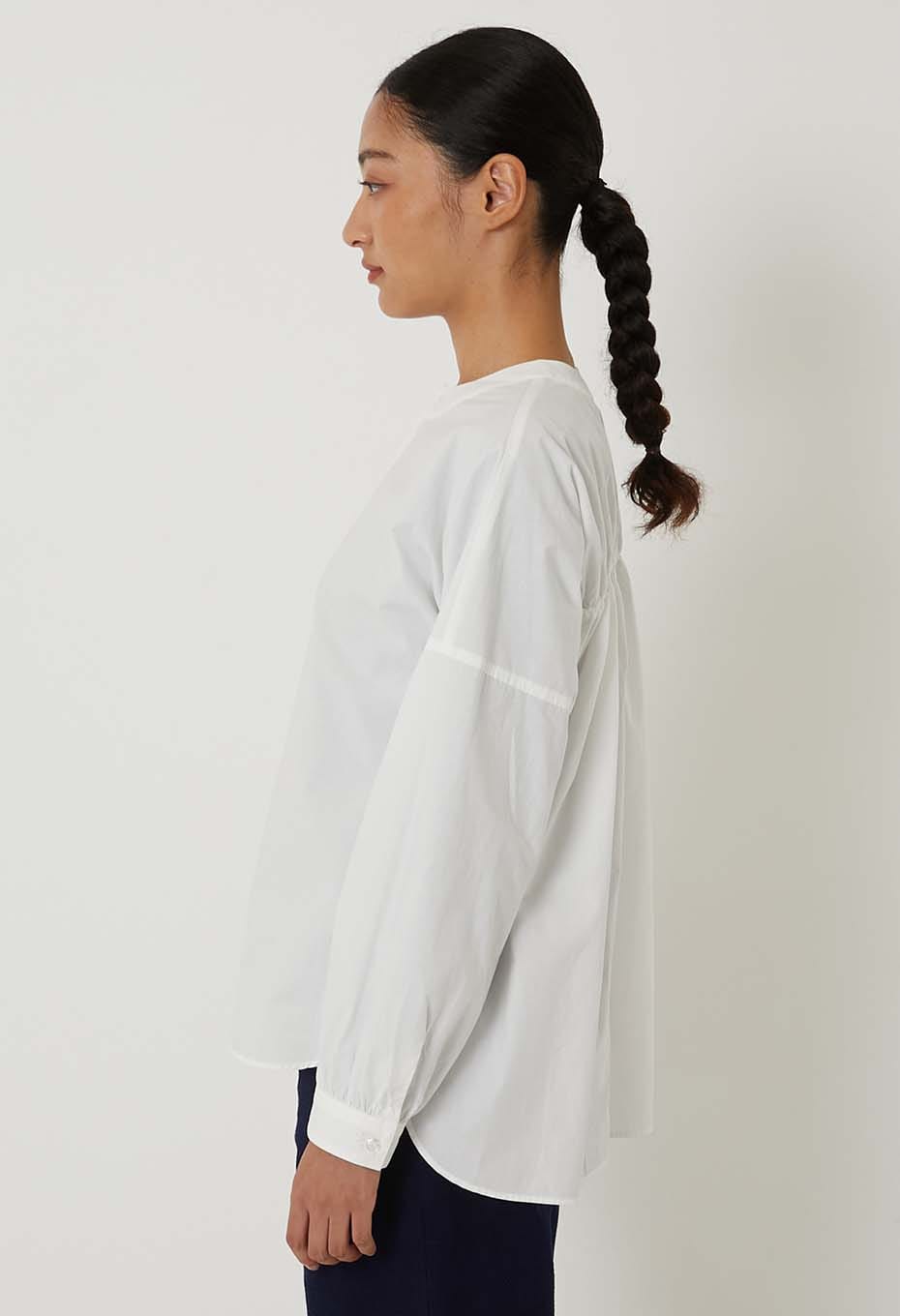 オーガニックコットン タイプライター バックギャザーシャツ　ウィメンズ - WHITE