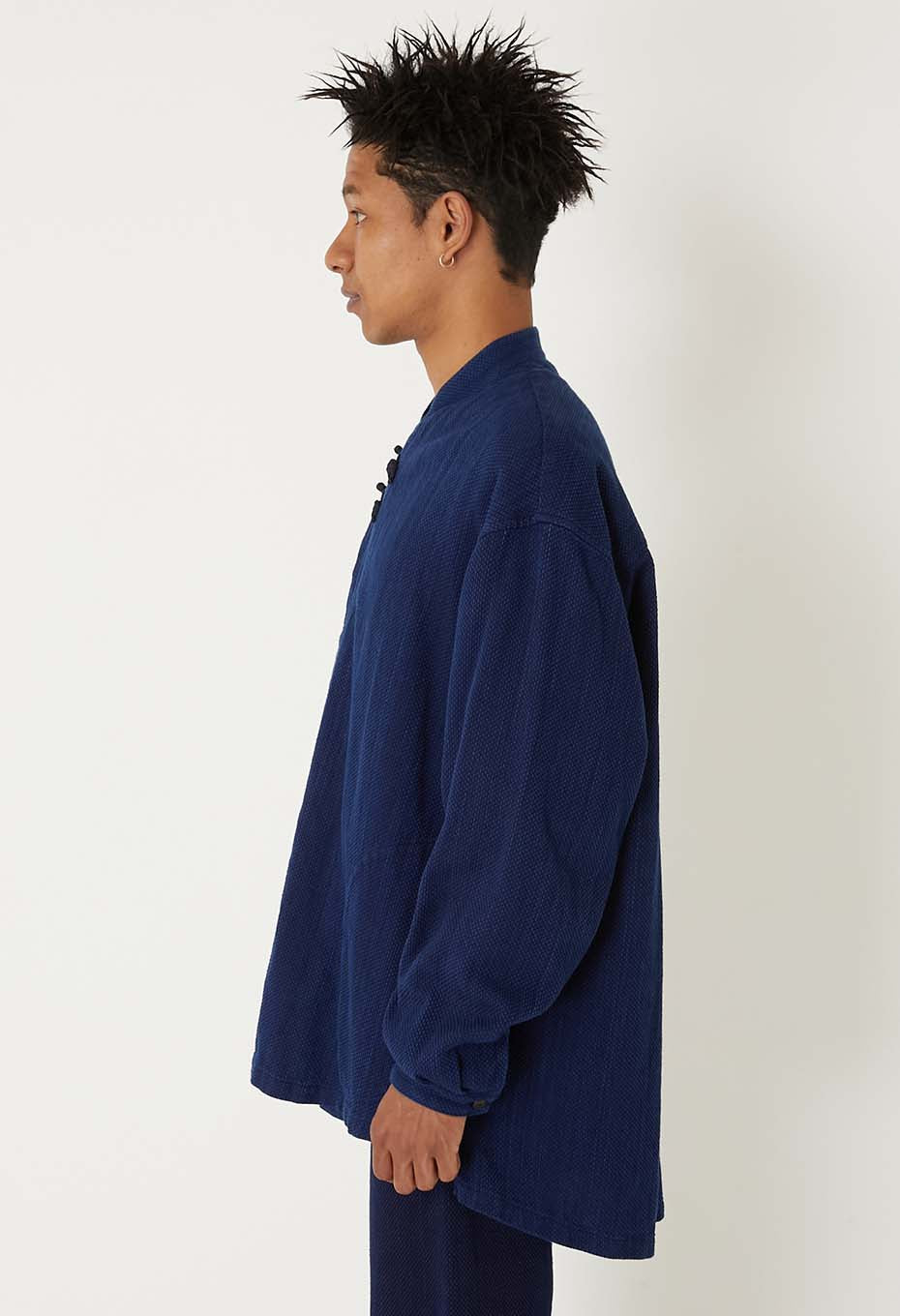 カセゾメサシコ ノット ボタンシャツ - INDIGO