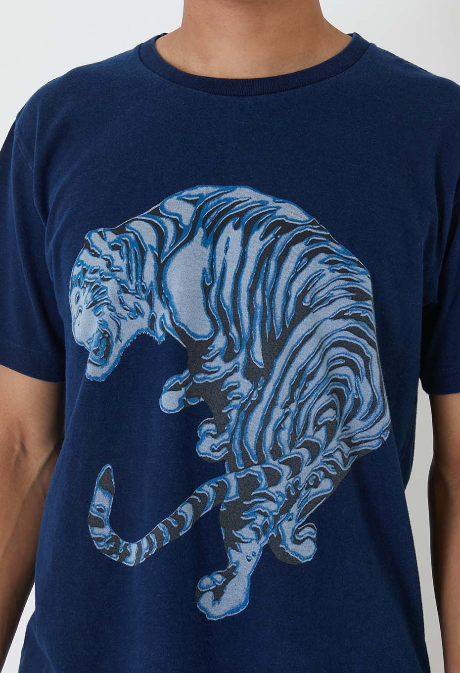 ミカエリタイガー バッセンTシャツ - INDIGO