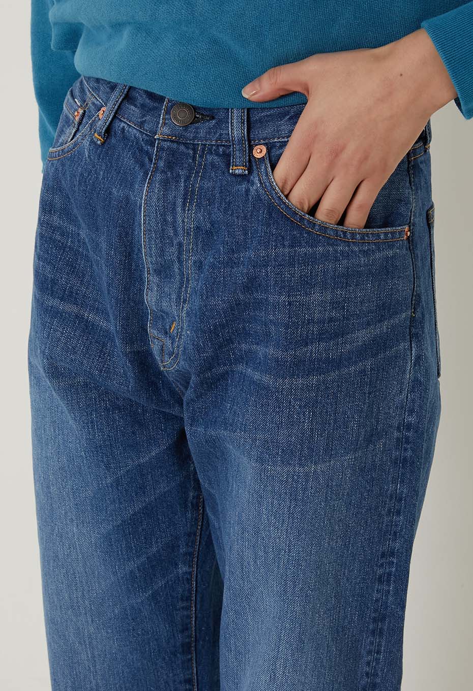 PP05 Supima Selvage Denim Distressed Tapered Jeans Women's - BLUE