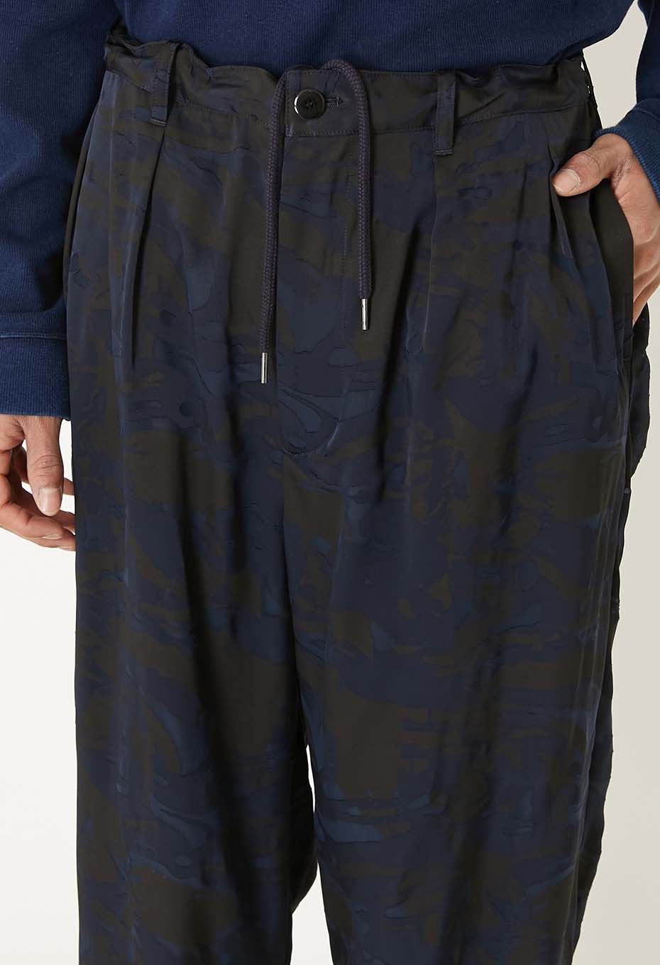 クモスカシモヨウ ドローパンツ - DARK NAVY