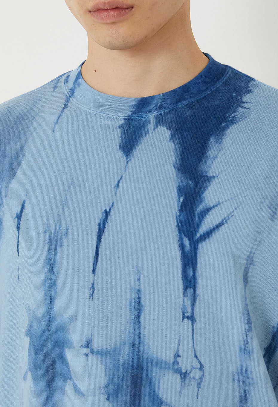 Eightlock Smooth Vertical Long Sleeve Pullover - INDIGO