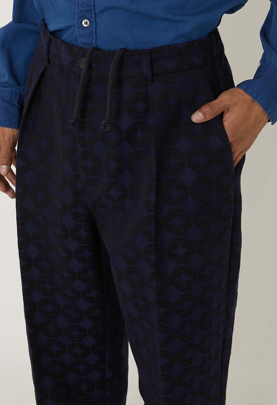 Shippou jacquard tuck draw straight pants - DARK NAVY