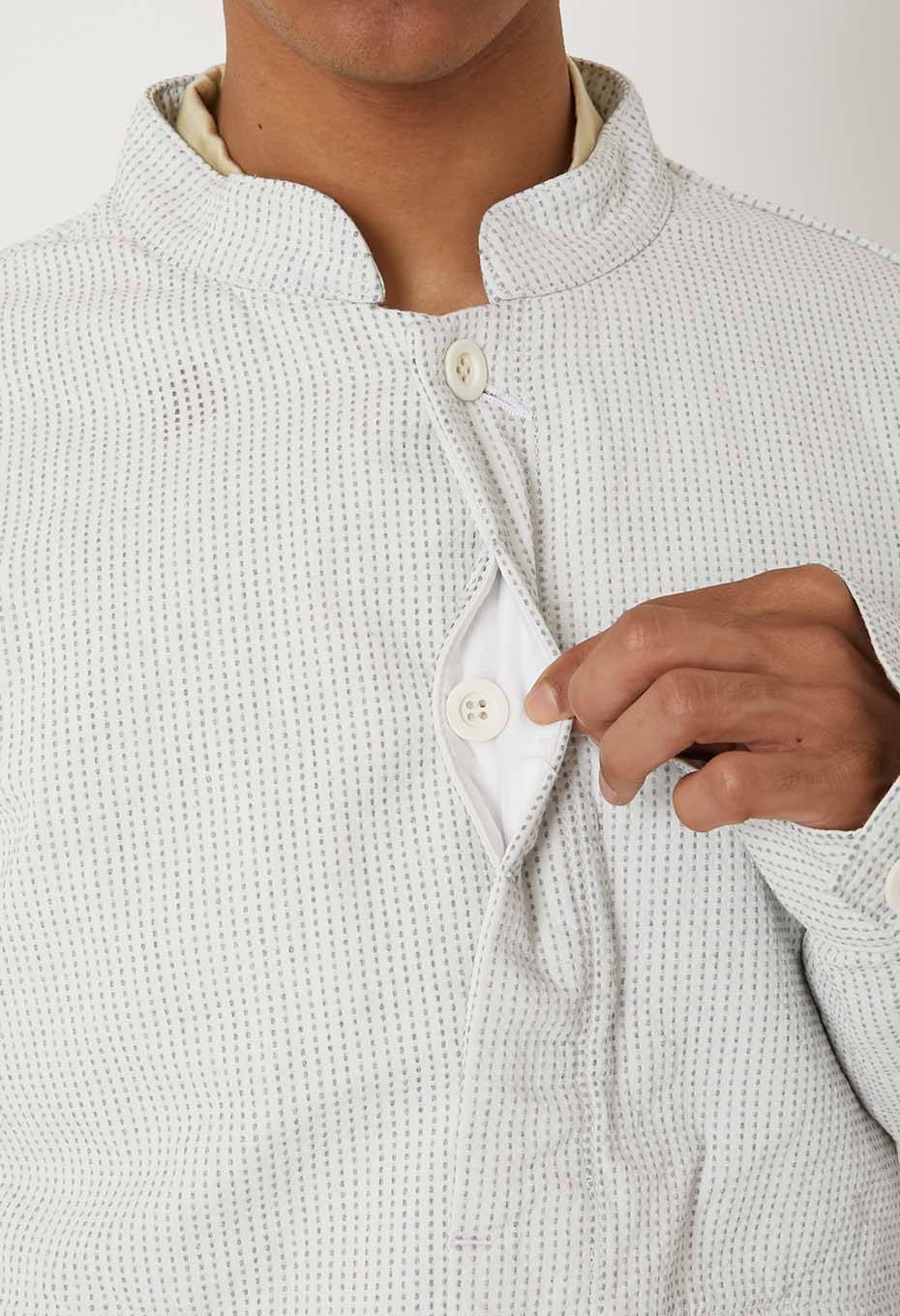 Empaku Compact Jacket - WHITE