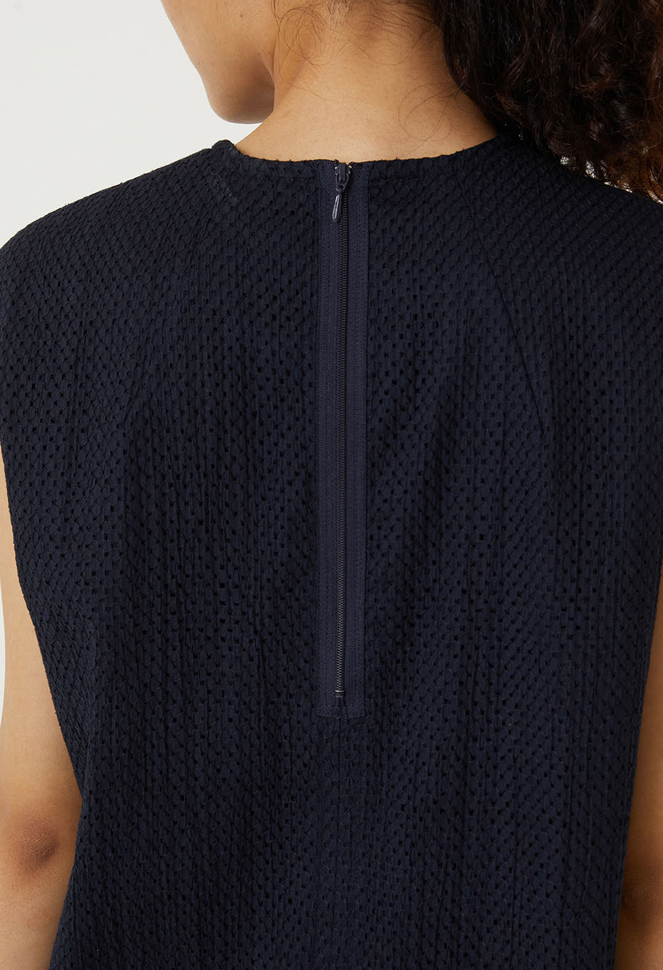 マイヤーレース スリットネックワンピース - DARK NAVY