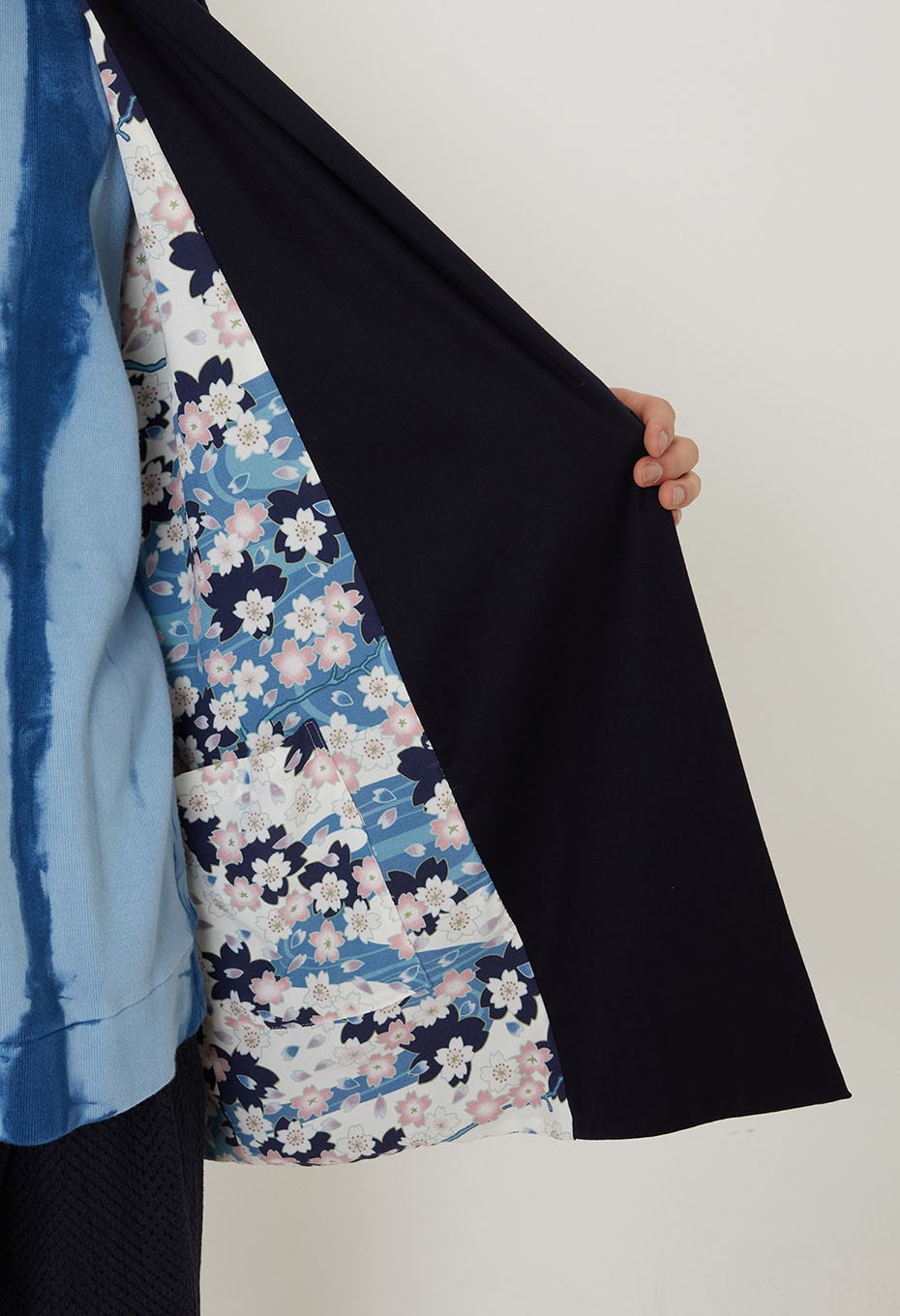 Nagare Sakura Reversible Japan Jacket - WHITE