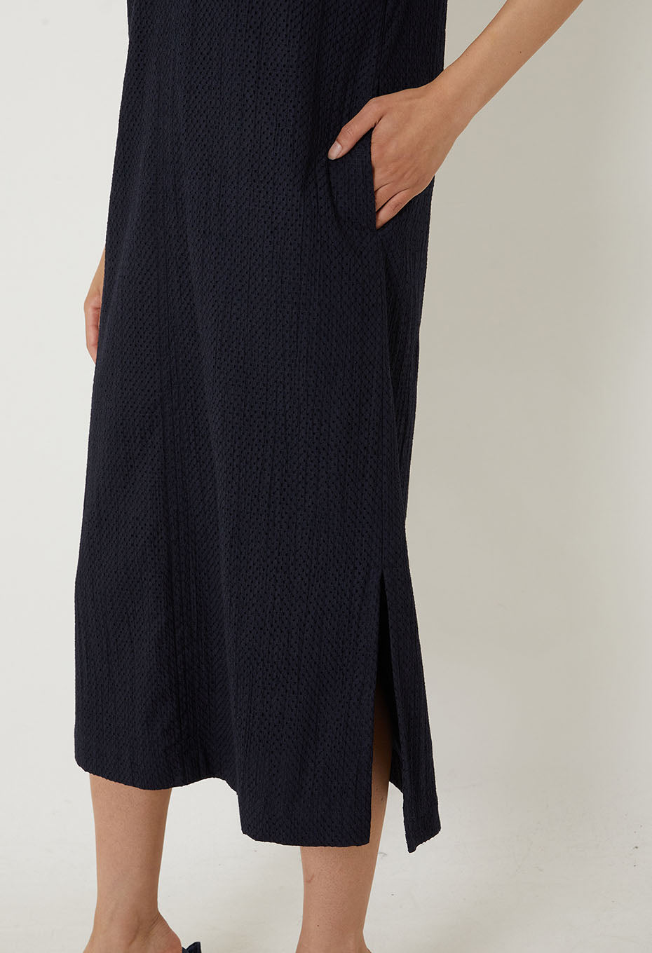 マイヤーレース スリットネックワンピース - DARK NAVY