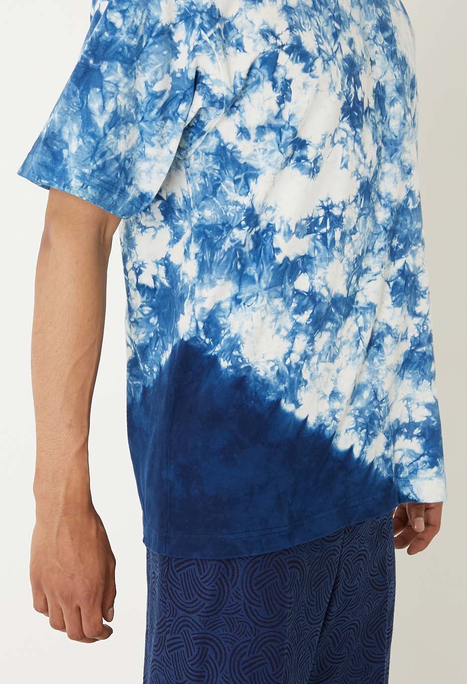 ホンアイ ムラクモシボリ ショートスリーブTシャツ - INDIGO