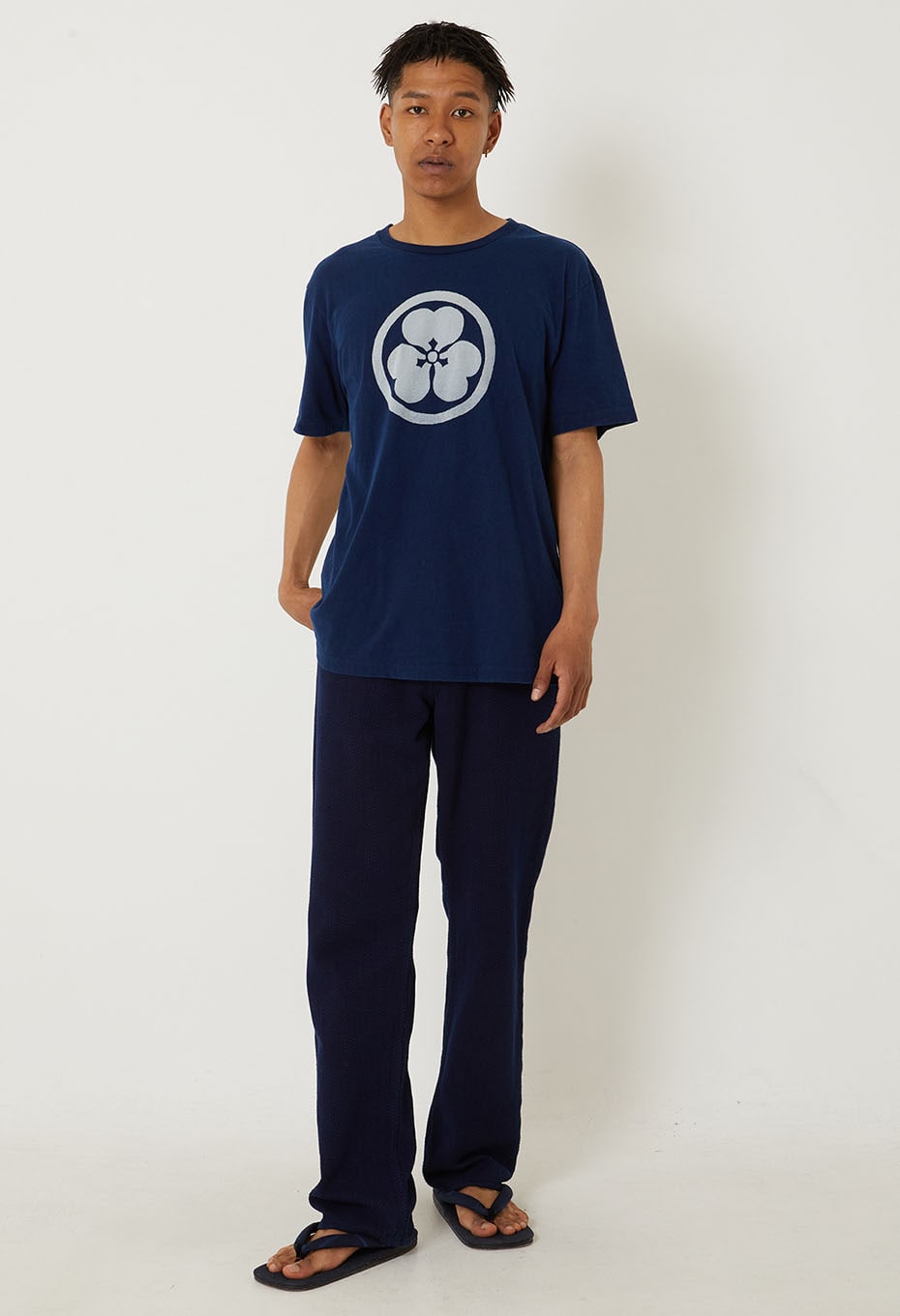 カタバミバッセン インディゴTシャツ - INDIGO