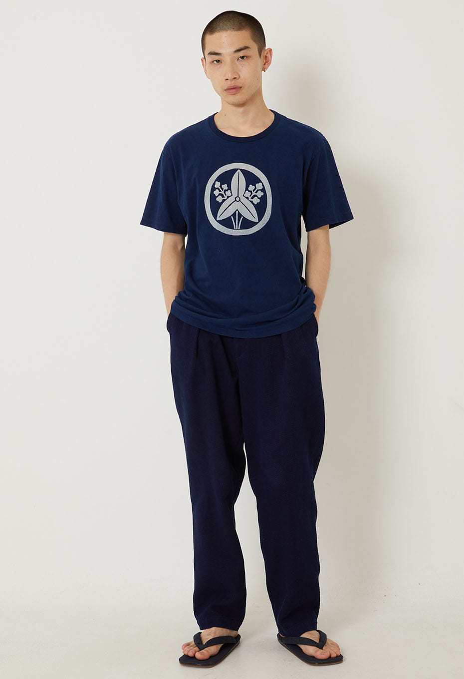 オモダカバッセン インディゴTシャツ - INDIGO
