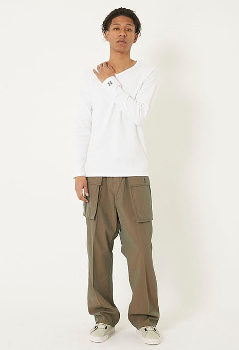 ストレッチフライス Vネックロングスリーブ Tシャツ - WHITE