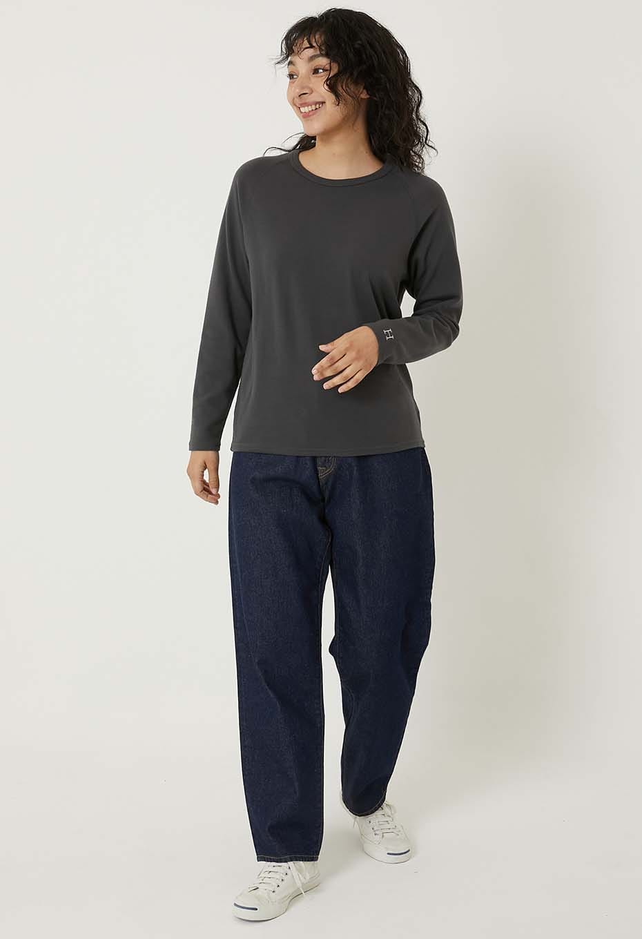 ストレッチフライス リラックスフィット LS Tシャツ ウィメンズ - CHARCOAL