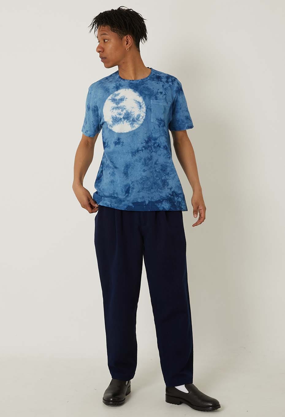 ホンアイ クモガカルツキ イタジメ Tシャツ - INDIGO