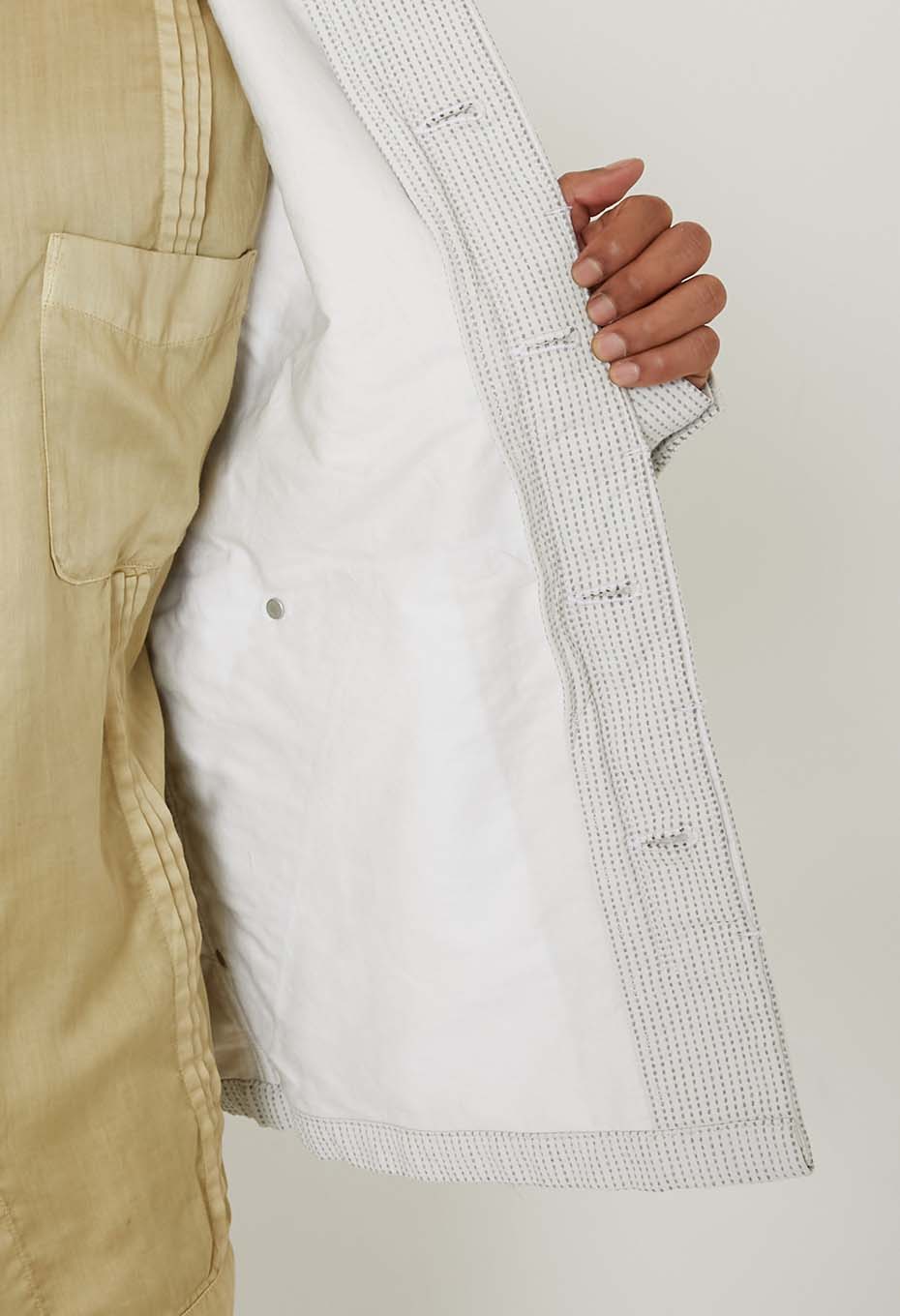 Empaku Compact Jacket - WHITE